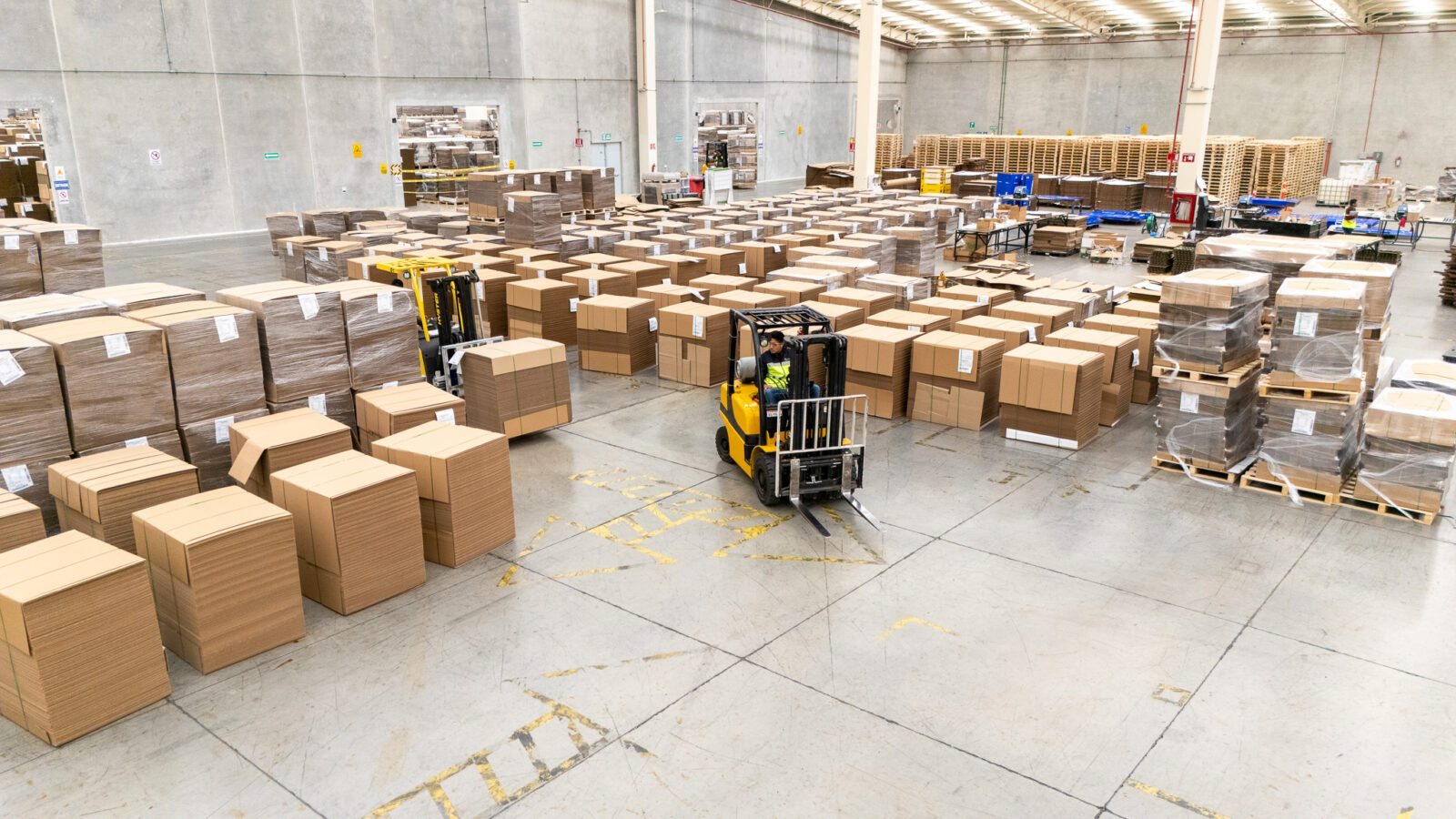 Optimización de la cadena de suministro: La visión de Grupak en el diseño de empaques industriales dji 20260325104703 0013 d 6a25f9d3cbe78387776957